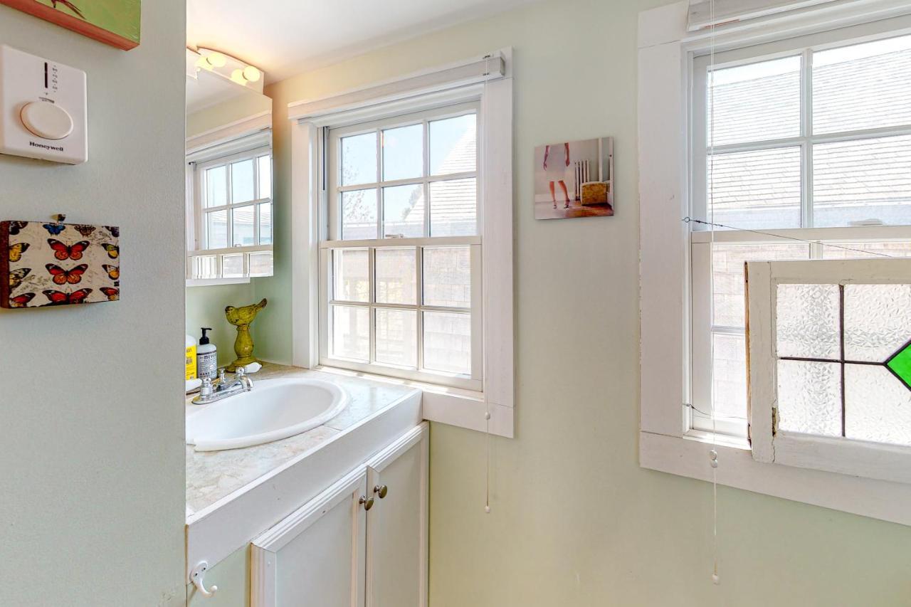 Toast Of P-Town Apartment Provincetown Exterior photo